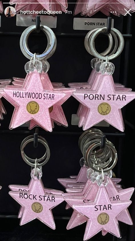 @emiliaapierce Star Keychain, Trashy Y2k, Gossip Girls, Hollywood Star, Everything Pink, 2000s Fashion, Y2k Aesthetic, Just Girly Things, He Wants