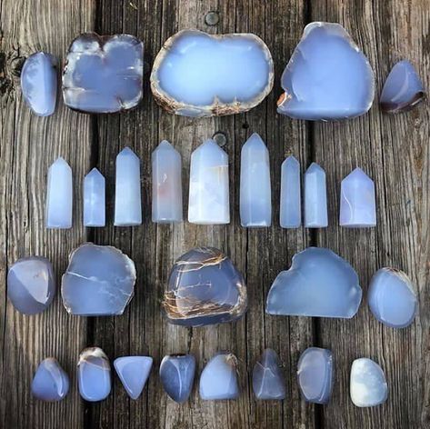 Blue chalcedony pieces  https://ift.tt/2EqOhr7 Spirit Food, Quotes And Pictures, Crystal Aesthetic, Chalcedony Stone, Spiritual Crystals, Pretty Rocks, Cool Rocks, Crystal Meanings, Minerals And Gemstones