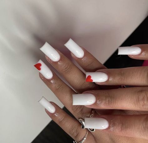 Love Heart Acrylic Nails, Birthday Nails Red And White, White Nails With Initial And Heart, White Nails With Red Heart, Short Acrylic Nails With Initials, Nails With Initials, Nails Long Acrylic, Acrylic Nails Long, Short Coffin Nails Designs