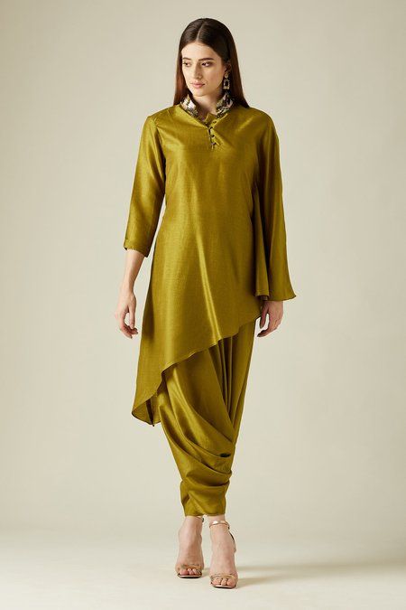 Buy Aakaar Green Matka Silk Asymmetric Tunic And Draped Pant Set Online | Aza Fashions Tunic With Pants, Asymmetric Tunic, Stylish Kurtis Design, Coord Sets, Drape Pants, Silk Kurti, Punjabi Outfits, Salwar Designs, Tunic Designs