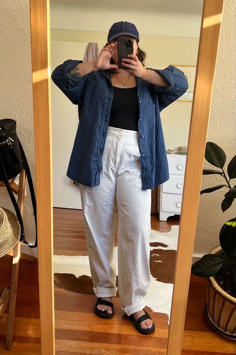 Midsize casual outfit fashion vintage style Curve Outfits, Plus Size Airport Outfit, Airport Style Summer, Airport Ootd, Plus Size Travel, Aesthetic Plus Size, Outfit Ideas Stylish, Style Midsize, Mid Size Outfits