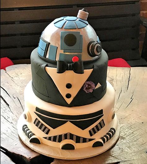 Star Wars Grooms Cake, Grooms Wedding Cake, Grooms Cake Hunting, Star Wars Wedding Cake, Grooms Table, Grooms Cakes, Nerd Girl Problems, Star Wars Cake, Star Wars Diy