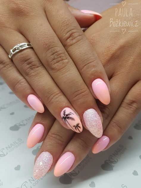 Simple Nails For Cruise, Light Pink Tropical Nails, Beach Nails Vacation Almond, Nail Designs Vacation Tropical, Pink Cruise Nails, Nails Inspiration Vacation, Simple Tropical Nails, Hawaiian Nails Acrylic, Flamingo Pink Nails