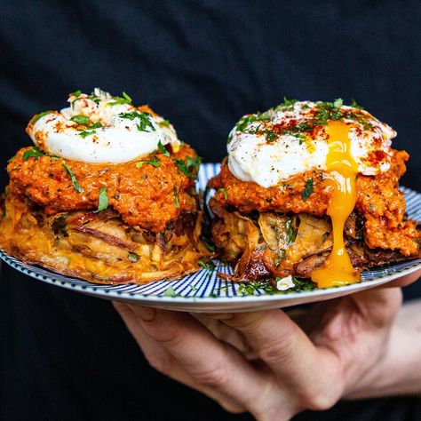 MOB Kitchen — Sweet Potato Rösti & Poached Egg Mob Kitchen, Perfect Poached Eggs, Best Brunch Recipes, Romesco Sauce, Diary Free, Spanish Cuisine, Poached Egg, Läcker Mat, December 2023