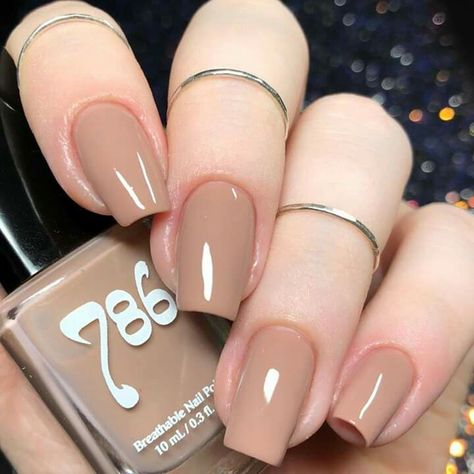 Uñas Color Cafe, Nail Paint Shades, Hello Nails, Nude Nail Polish, Vintage Nails, Subtle Nails, Fancy Nails Designs, Simple Gel Nails, Short Acrylic