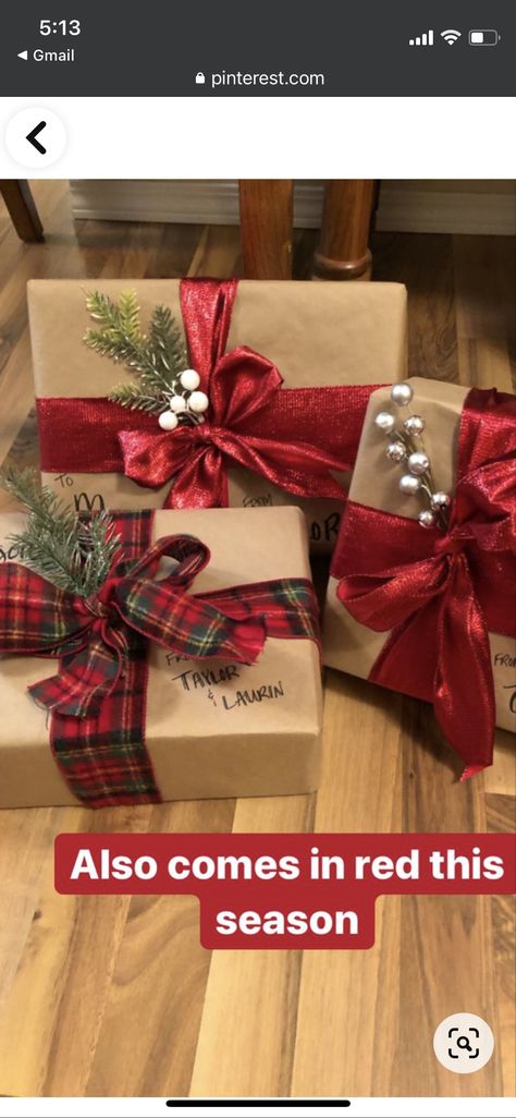 Brown Wrapped Christmas Presents, Christmas Gift Wrapping Ribbon, Christmas Gift Box Decoration Ideas, Christmas Gift Wrapping With Brown Paper, Christmas Gift Wrapping Ideas Red, Christmas Present Boxes Decoration, Christmas Present Ribbon Wrapping Ideas, Wrapped Boxes Decoration Christmas, Red Wrapping Paper Ideas