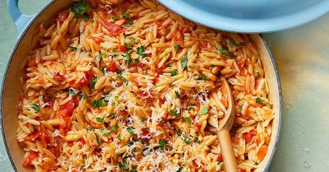 One-pot tomato orzo Tomato Orzo, Orzo Dishes, Orzo Recipe, Orzo Recipes, Bbc Good Food, Orzo Pasta, Tomato Vegetable, Bbc Good Food Recipes, Food Shows