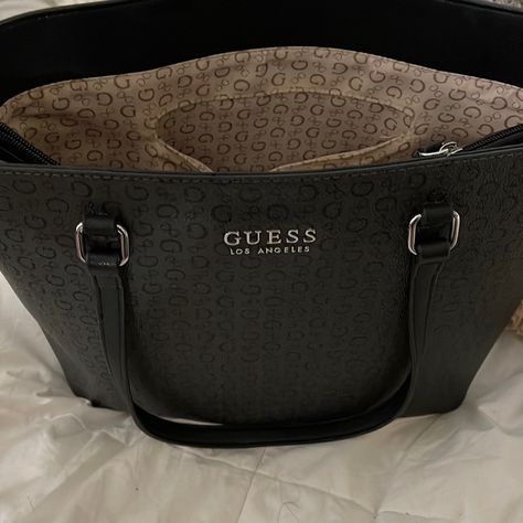 Guess Purse Never Used Guess Monique Tote Bag, Guess Hand Bag Black, Pink Coach Purses, Bags Guess, Guess Shoulder Bag, Guess Handbag, Guess Bag, Guess Purse, Cinch Bag