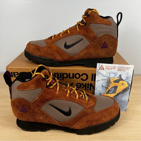 Product Details Item Name: Nike Acg Torre Mid Water Proof 'Pecan' (2023) Sku: Fd0212 200 U.S. Men's Size: 9.5 U.S. Women's Size: 11 (Men's And Women's Sizes Are Listed As Us Equivalents) Please Be Sure To Look At All Pictures Before Purchasing This Item! Unless We Specifically State That The Pair Is Deadstock (Ds), It Is Possible That A Shoe May Have A Scuff Or Smudge From Manufacturing / Shipping. Please Review The Photos As We Do Our Very Best To Show You Every Angle Of The Shoes You Are Purch Nike Boots Mens, Nike Acg Shoes, Black Hiking Boots, Nike Sfb, Nike Sneakers Mens, Military Combat Boots, Nike Boots, Uniqlo Bags, 95 Nike