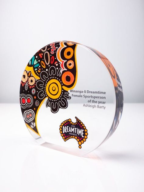 Award Design Ideas, Award Plaque Design, Wooden Award, Certificate Layout, Glass Trophies, Award Design, Acrylic Trophy, Plaque Design, Glass Awards