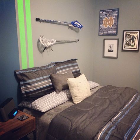 Lacrosse boys room- a fun way to store their sticks! Lacrosse Decor, Lacrosse Bedroom, Lacrosse Room, Boy Bedroom Ideas, Sports Themed Bedroom, Boys Bedroom Themes, Boys Shared Bedroom, Teenager Bedroom Boy, Lacrosse Boys