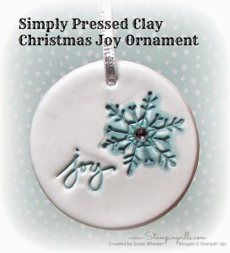 Salt Dough Christmas Ornaments, Dough Crafts, Clay Christmas Decorations, Pottery Ornaments, Salt Dough Ornaments, Dough Ornaments, Diy Air Dry Clay, Polymer Clay Ornaments, Polymer Clay Christmas