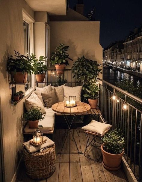 Balkon Decor, Balkon Design, Small Balcony Design, Viborg, Dream Apartment Decor, Apartment Patio Decor, Apartment Patio, Small Balcony Decor, Apartment Balcony Decorating