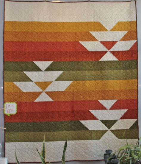 West Hawk Quilt Kit - Throw Size West Hawk Quilt Pattern, Southwestern Quilt Patterns, Aztec Quilt Pattern, Quilt Throw Size, Native American Quilt Patterns, Aztec Quilt, Southwestern Quilts, Quilt Board, Native American Quilt