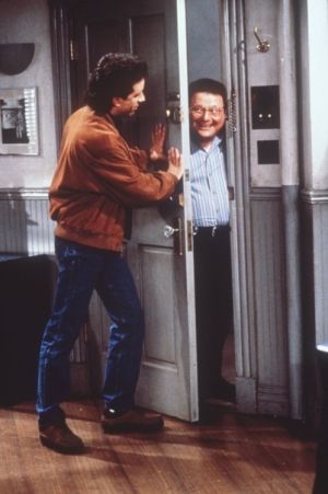 "Hello, Newman" Seinfeld Episodes, Jerry Seinfeld, Tv Land, Great Tv Shows, Seinfeld, Top Gear, Me Tv, Alter Ego, Classic Tv