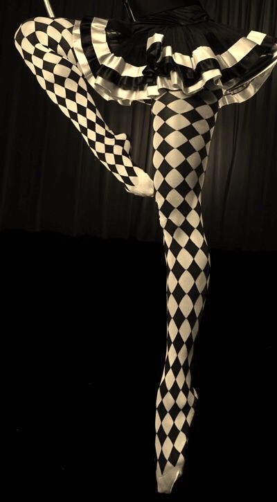 #Circus Black And White Clown, Welcome To The Circus, Circus Fashion, Diamond Tights, Circus Outfits, Pierrot Clown, Circus Aesthetic, Dark Circus, V Model