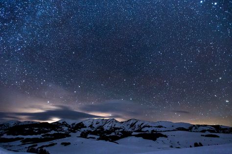 night sky with stars above snow landscape, landscape photo of mountain covered by snow during nighttime #Star #Mountains #snow #mountain night sky #night star - Space #nature #astronomy #winter #sky milky Way #landscape #blue #galaxy #constellation #space #dark #scenics no People #outdoors #nebula cold - Temperature beauty in nature #5K #wallpaper #hdwallpaper #desktop Galaxia Wallpaper, Wallpaper Horizontal, Mountain Wall Mural, Beautiful Tumblr, Night Sky Wallpaper, Winter Sky, Mountain Wallpaper, Sky Full Of Stars, Mountain Photos