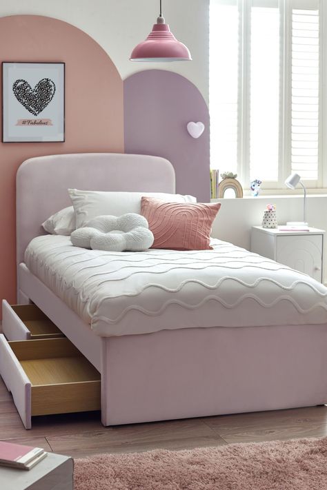 Kids Bed Small, Girls Bedroom 6 Yrs Old, Kids Room Headboard Design, Girls Box Room Bedroom Ideas, Kids Purple Room, Lilac Bedroom Ideas Kids, Kids Room Double Bed, Kids Bedding Ideas, Kids Bed Girl