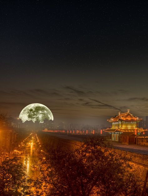 full moon over xi'an, china #travel #asia #citynight #citylights China Cities, City Night Lights, Full Moon Photography, China Moon, Awesome Websites, Rising Moon, Solar System Poster, Asia City, China Travel Destinations