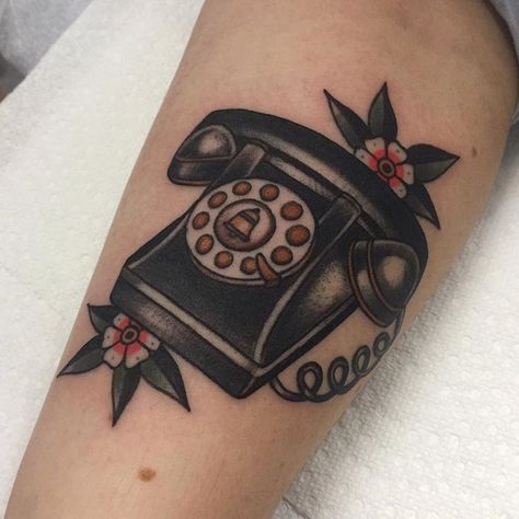 Tiny telephone tribute for my mate @apartment102draws check her work out! 💪🏻 Telephone Tattoo, Phone Tattoo, Tattoos For Women Cat, Tattoo American Traditional, Old School Phone, Rotary Telephone, Tattoo Filler, Traditional Tattoo Sleeve, Sibling Tattoos