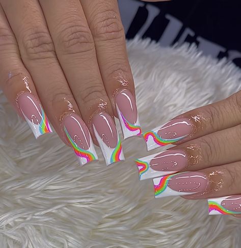 Medium Length Nail, Pink Foil Nails, Beige Nails Design, Acrylic Toe Nails, Romantic Nails, Diy Acrylic Nails, Drip Nails, Ombre Acrylic Nails, Colored Acrylic Nails