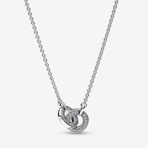 Collar Pandora, Intertwined Hearts, Pandora Logo, Pandora Necklace, Signature Necklace, Pave Pendant, Pandora Silver, Classy Jewelry, Bracelet Cuir