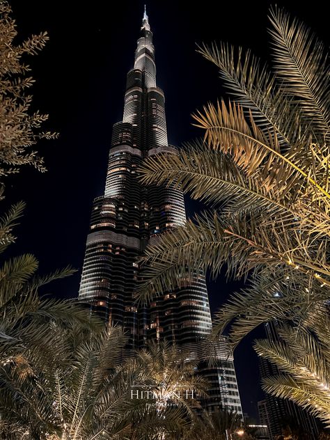 Burj Khalifa Night, Burj Khalifa Photography, Best Hotels In Dubai, Hotels In Dubai, Dubai Photography, The Burj Khalifa, Dream Escape, Dubai Tourism, Desert Resort