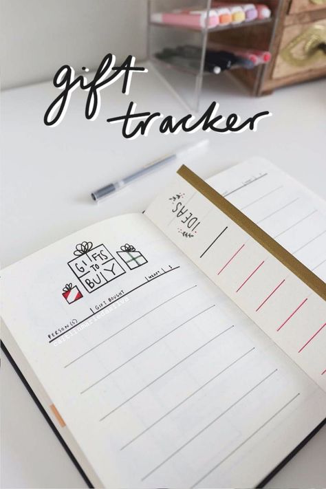 Keep track of all the gifts you need to buy for Christmas with this minimal, bullet journal gift tracker! Record who you're shopping for, a gift idea, the gift you actually bought, whether or not the gift is wrapped and how much you spent! Bullet Journal Gift List, Minimal Bullet Journal, Bujo Tracker, Journal December, Bullet Journal Christmas, December Bullet Journal, Bullet Journel, Gift Tracker, Budget Gift