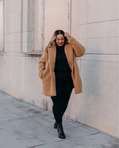 Fall Cardigan Outfits Plus Size, Plus Size Coatigan Outfit, Plus Size Teddy Coat Outfit, New York City Outfits Winter Plus Size, Plus Winter Outfits 2022, Plus Size Dinner Outfit Classy Winter, Dressy Plus Size Outfits Fall, Nyc Winter Fashion Plus Size, Plus Size Neutral Outfit Fall