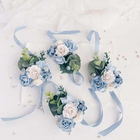 Quinceanera Outfits, Blue Corsage, Flower Wrist Corsage, Prom Corsage And Boutonniere, Corsage And Boutonniere Set, Bridal Bouquet Blue, Bridesmaid Corsage, Blue Wedding Bouquet, Color Dresses