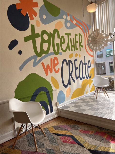 Art Room Wall Mural, Interactive Mural Wall, Corporate Murals Office Designs, Elementary School Lobby Decorating Ideas, Mural Art For School, Classroom Murals Preschool, Classroom Wall Painting Ideas High Schools, Class Mural Ideas, Preschool Mural Ideas