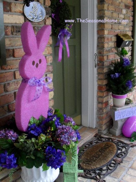 Easter Decorating, Easter Bunny Crafts, Easter Decorations Outdoor, Easter Peeps, Topiaries, Bunny Crafts, Easter Time, Spring Holidays, Hoppy Easter