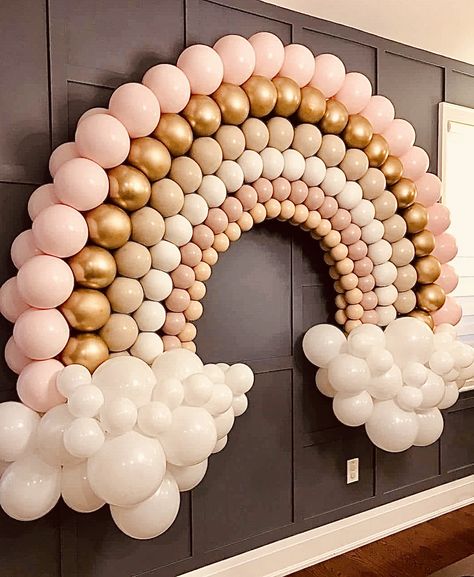 Bday Balloons, Balloon Arch Backdrop, Rainbow Balloon Arch, Balloons Ideas, Rainbow First Birthday, Boho Birthday Party, Balloon Arches, Arch Backdrop