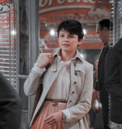 Mary Margaret Blanchard Outfits, Mary Margaret Style, Mary Margret, Mary Margaret Blanchard, Ginny Goodwin, Snow White Outfits, Short Pixie Cuts, Mary Margaret, Ginnifer Goodwin