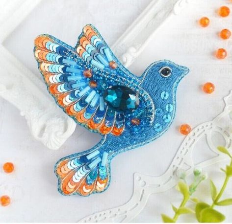 embroidery ideas Aquamarine Color, Tambour Embroidery, Bird Beads, Brooch Diy, Jewelry Making Kits, Bird Embroidery, Jewelry Kits, Bird Brooch, Bead Kits