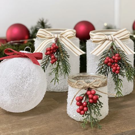 Evergreen Crafts, Oui Jars, Mason Jars Ideas, Jar Candle Holders, Mos Nicolae, Jars Ideas, Christmas Candle Decorations, Jar Candle Holder, Prinz William