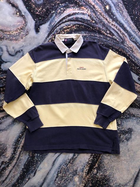 Chaps Ralph Lauren Heavy Cotton long sleeve. Condition used Color yellow and blue. Defect see picture details. Size L Chest 22.5"inch Length 28.5"inch Sleeve length 25.5"inch ➖SHIPPING➖ Dhl express THANK YOU FOR WATCHING MY ITEM. HAVE A NICE DAY! Rugby Tee, Rugby Vintage, Ralph Lauren Rugby, Dapper Dan, Men Street Fashion, Street Fashion Men Streetwear, Chaps Ralph Lauren, Neue Outfits, Ralph Lauren Long Sleeve