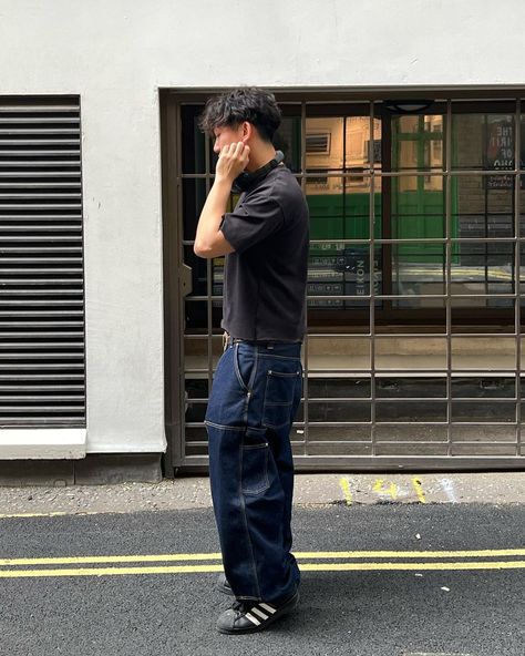 Dark Blue Cargo Pants Outfit Men, Men’s Baggy Jeans Outfit, Navy Blue Jeans Outfit Men, Dark Baggy Jeans Outfit, Men Baggy Jeans Outfit, Baggy Blue Jeans Outfit Men, Baggy Jeans Outfit 90s Men, Dark Blue Baggy Jeans Outfit, Dark Blue Jeans Outfit Men