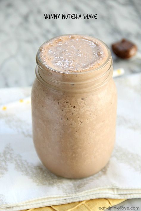 Nutella Shake, Nutella Smoothie, Healthy Nutella, Nutella Recipes, Breakfast Smoothies, Smoothie Shakes, Shake Recipes, Smoothie Drinks, Frozen Desserts