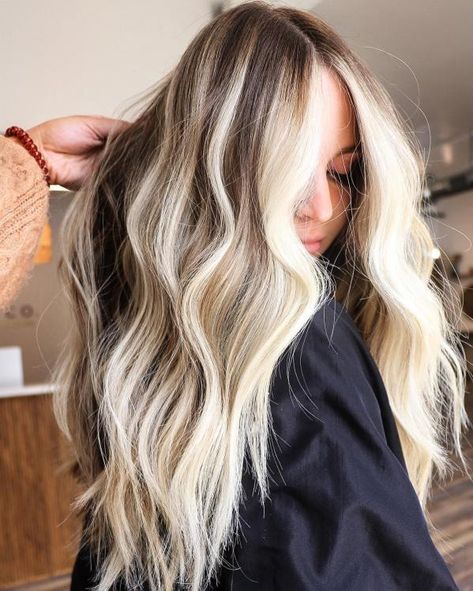 Bold Chunky White Money Highlights Balayage Hair Honey Blonde Dark Roots, Bold Blonde Hair, Lived In Blonde Balayage Dark Roots, Cosmo Hair, Darken Hair, Chunky Blonde Highlights, Kylie Hair, Chocolate Sundae, Blonde Hair Transformations