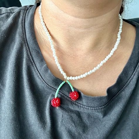 Y2k Choker, Fruit Necklace, Pearl Beaded Necklace, New Necklace, Plastic Beads, Pearl Beads, Lady In Red, Faux Pearl, Womens Jewelry Necklace