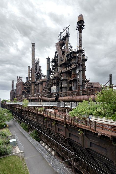 Bethlehem Steel, Castles In Ireland, Abandoned Mansion, Old Fireplace, Time Stood Still, The Factory, Urban Area, Bethlehem, Abandoned Houses