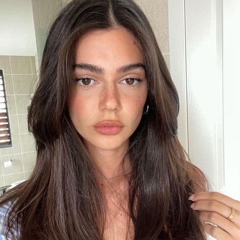 Brown Hair For Tan Skin, Vanessa Mazur, Hair Color For Tan Skin, Girl Hair Colors, Brown Hair Inspo, Tan Skin, Dream Hair, Long Hair Cuts, Brown Hair Colors