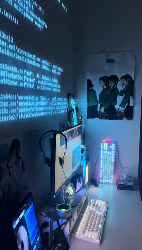 Lain Wired, Bedroom Gaming Setup, Futuristic Room, Cyberpunk Room, Tech Room, Seni Vintage, Room Redesign, Anime Room, Gaming Room Setup