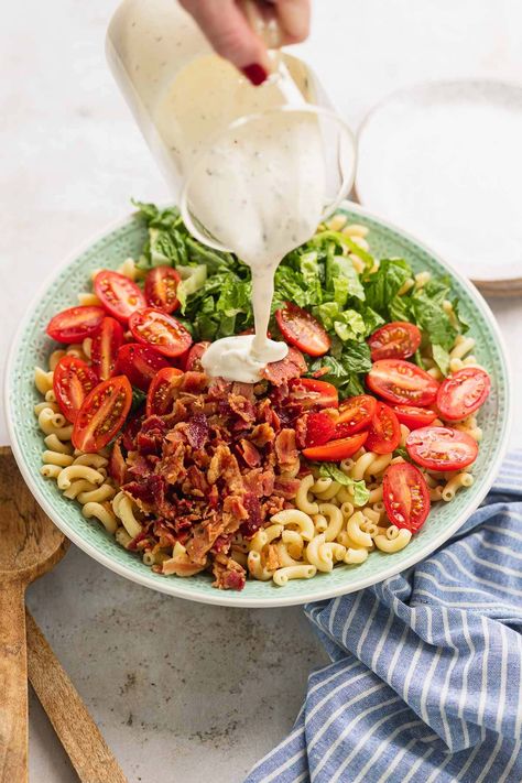 Blt Macaroni Salad Recipe, Hearty Pasta Salad, Sub Pasta Salad, Pasta Salad With Bacon, Blt Macaroni Salad, Blt Pasta Salad Recipe, Blt Chicken Salad, Blt Salad Recipe, Bbq Chicken Pasta