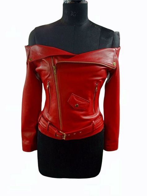 Descendants Clothes Inspired Outfits, Akira Aesthetic, Backless Jacket, Red Leather Jackets, Steampunk Rpg, Bird Clothes, Aesthetic Clothes Png, Red Streetwear, Cruella Costume