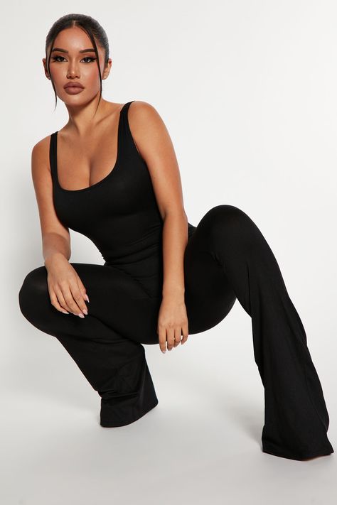 Flare Jumpsuit, Functional Fashion, Jumpsuit Summer, U Neck, Online Fashion Stores, My Vibe, Black Jumpsuit, Cut Design, Comfortable Fashion