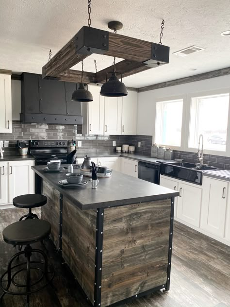 Rustic Industrial Farmhouse Style Kitchen with Black, White and Wood Color Scheme Prefabricated Manufactured Home #rockyhedgefarm #rusticfarmhouse #mobilehome #simplefarmhousestyle Wood Color Scheme, Rustic Industrial Farmhouse, Industrial Farmhouse Kitchen, Rustic Industrial Kitchen, Industrial Farmhouse Decor, Industrial Kitchen Design, Clayton Homes, Industrial Style Kitchen, Rustic Industrial Decor