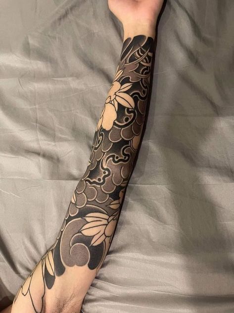 Men Tattoos Arm, Tato Irezumi, Tattoos Arm Sleeve, Cover Up Tattoos For Men, Guerriero Samurai, Mangas Tattoo, Tattoo Japanese Style, Hanya Tattoo, Dragon Sleeve