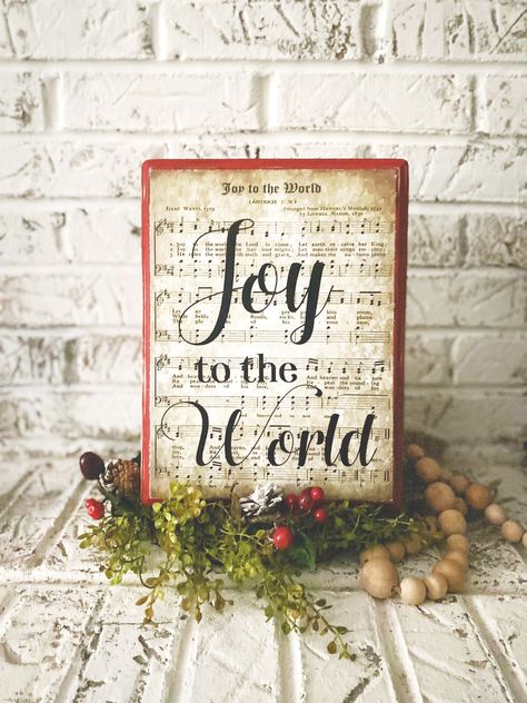 Rustic Farmhouse Christmas, Christ Centered Christmas, Jesus Birthday, Christmas Signs Wood, Christmas Wood Crafts, Rustic Christmas Tree, Christian Christmas, Christmas Decorations Rustic, Farmhouse Christmas Decor